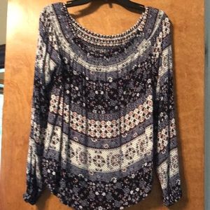 Juniors s/p off the shoulder top